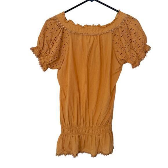 Sam & Max Womens Short Puff Sleeve V neck‎ Blouse Mustard Sz M 100% Cotton - Picture 2 of 3